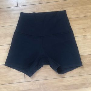 Lululemon Size 2 Shorts